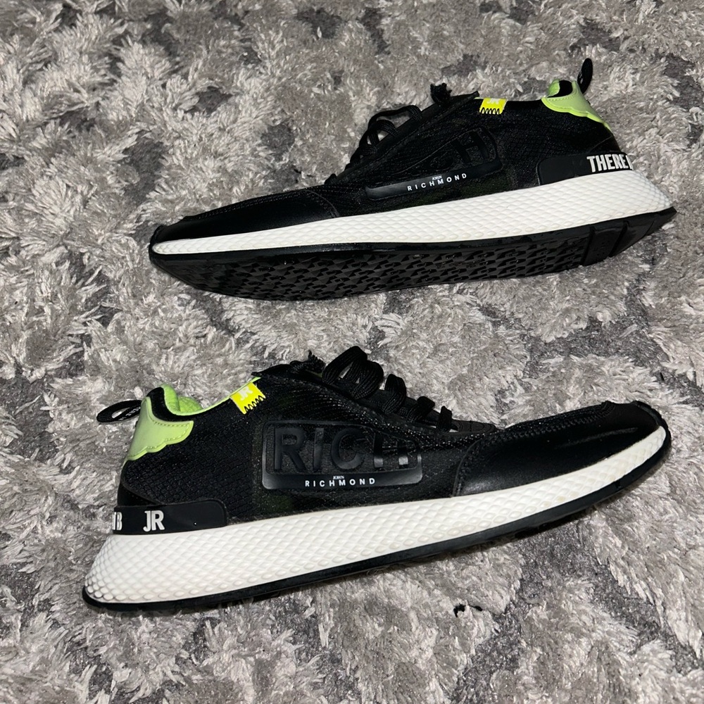 John Richmond Sz 40 Black Lime White Womens Athletic Shoes Low Top Runner
